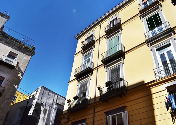 Ecce Homo 28 Bed & Breakfast 4*