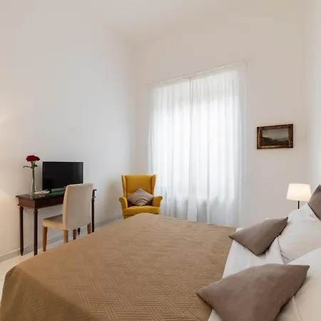 Ecce Homo 28 نابولي